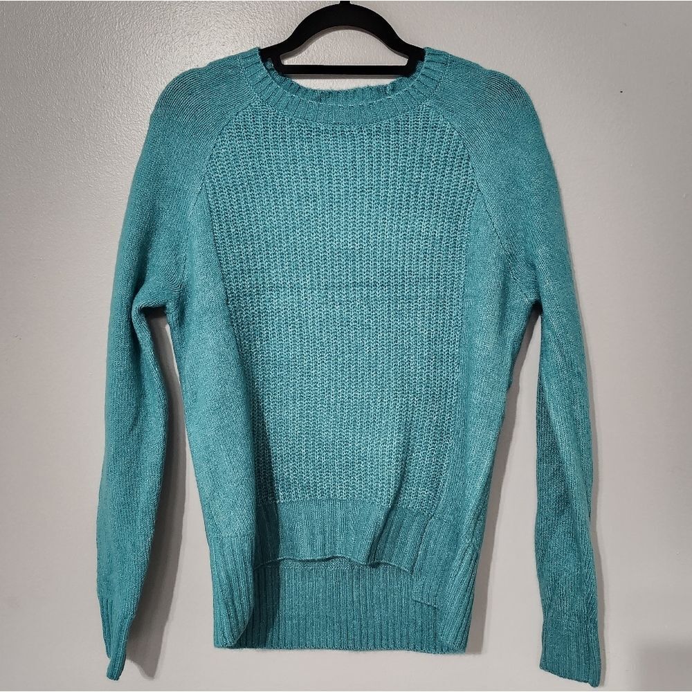 Olivia Sky Size L Crewneck Sweater